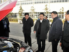 �����и��г���������С��һ�е�AG����ƽ̨��������