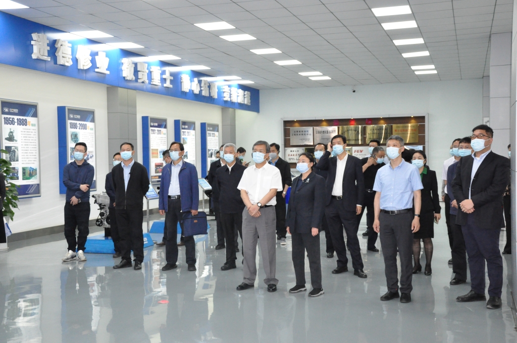 �й�����ʡί�칫�������鵽 AG����ƽ̨��չ����